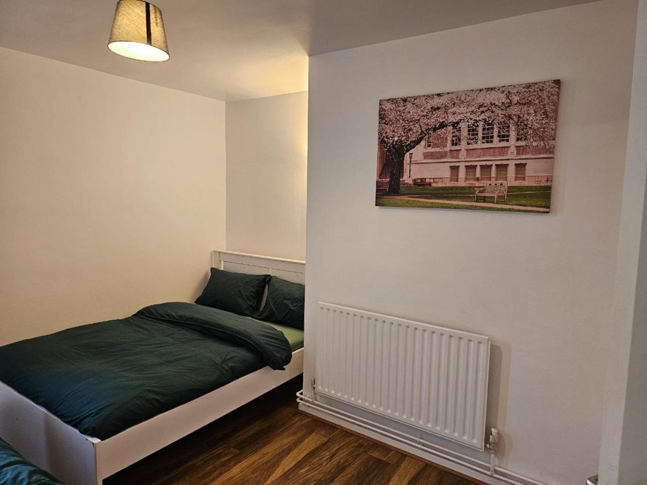 Apartment Entire Oval *