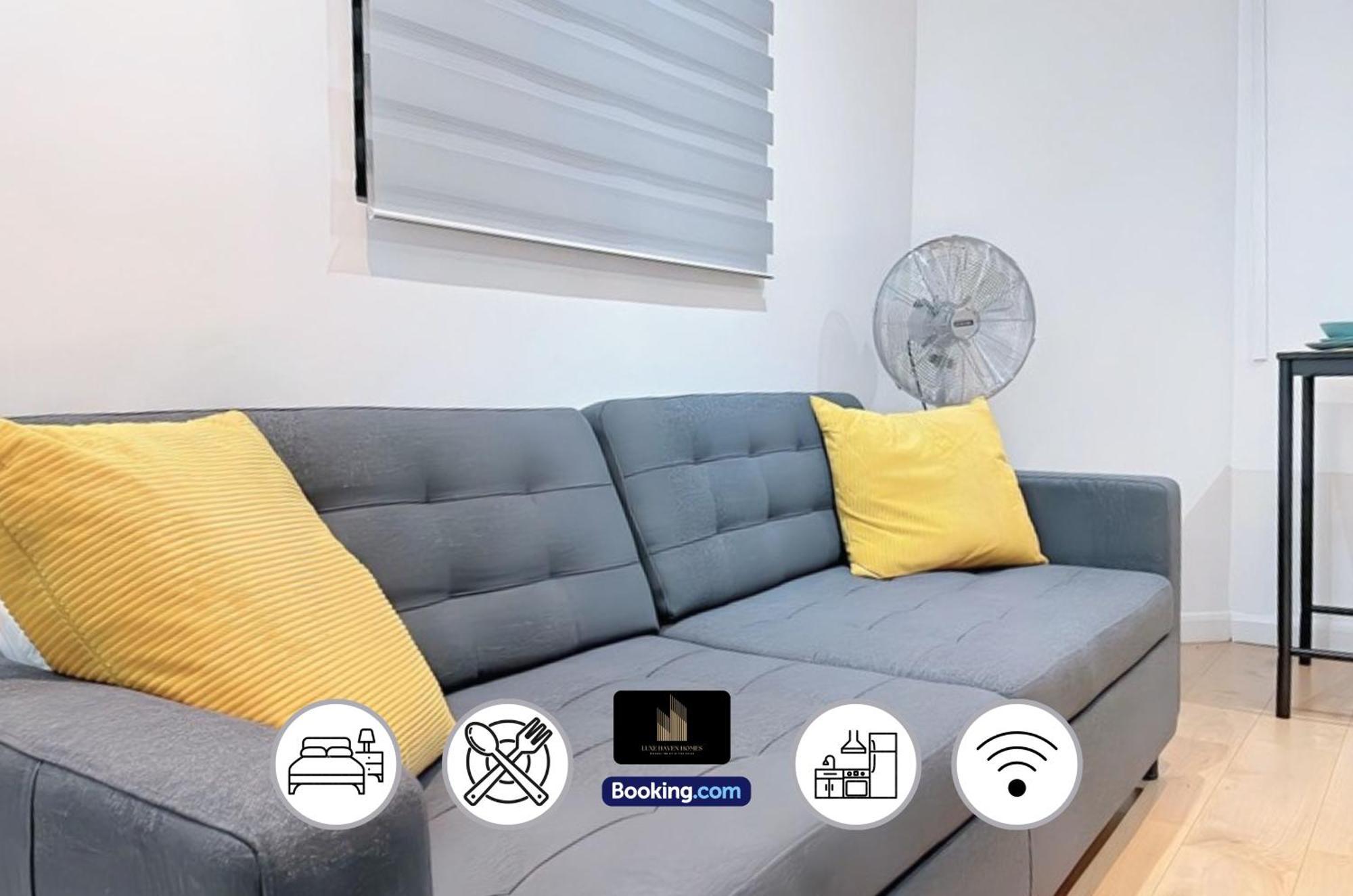 Stylish 2 Bedroom By Luxe Haven Homes Short Lets & Serviced Canning Town Greater With Free Wifi *