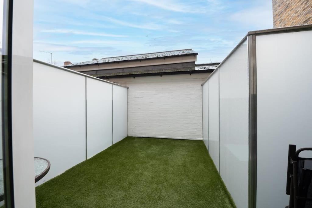 Apartment Capital Modern Two Bedroom In Chelsea Ggr London