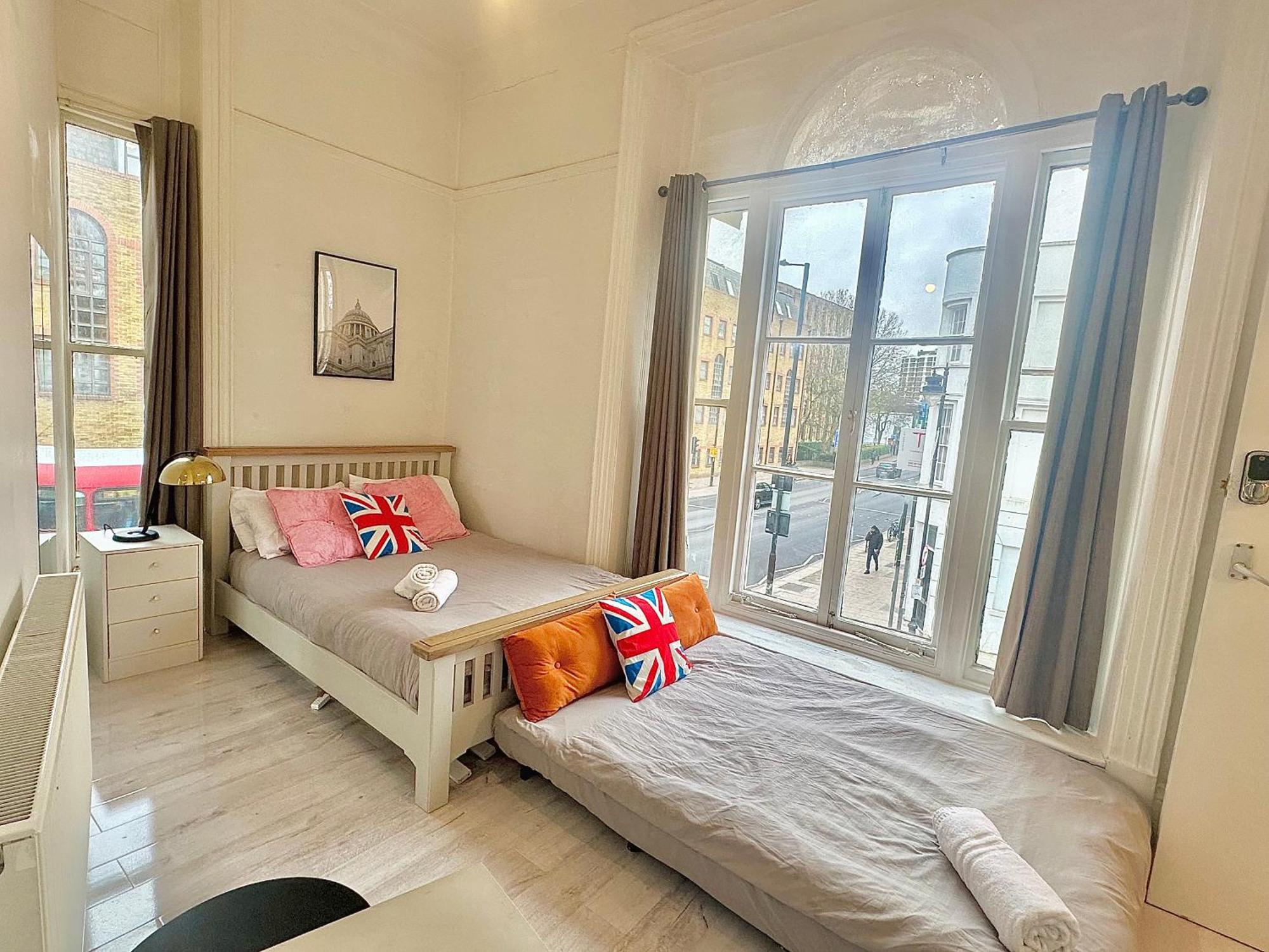 Guest house 81 *