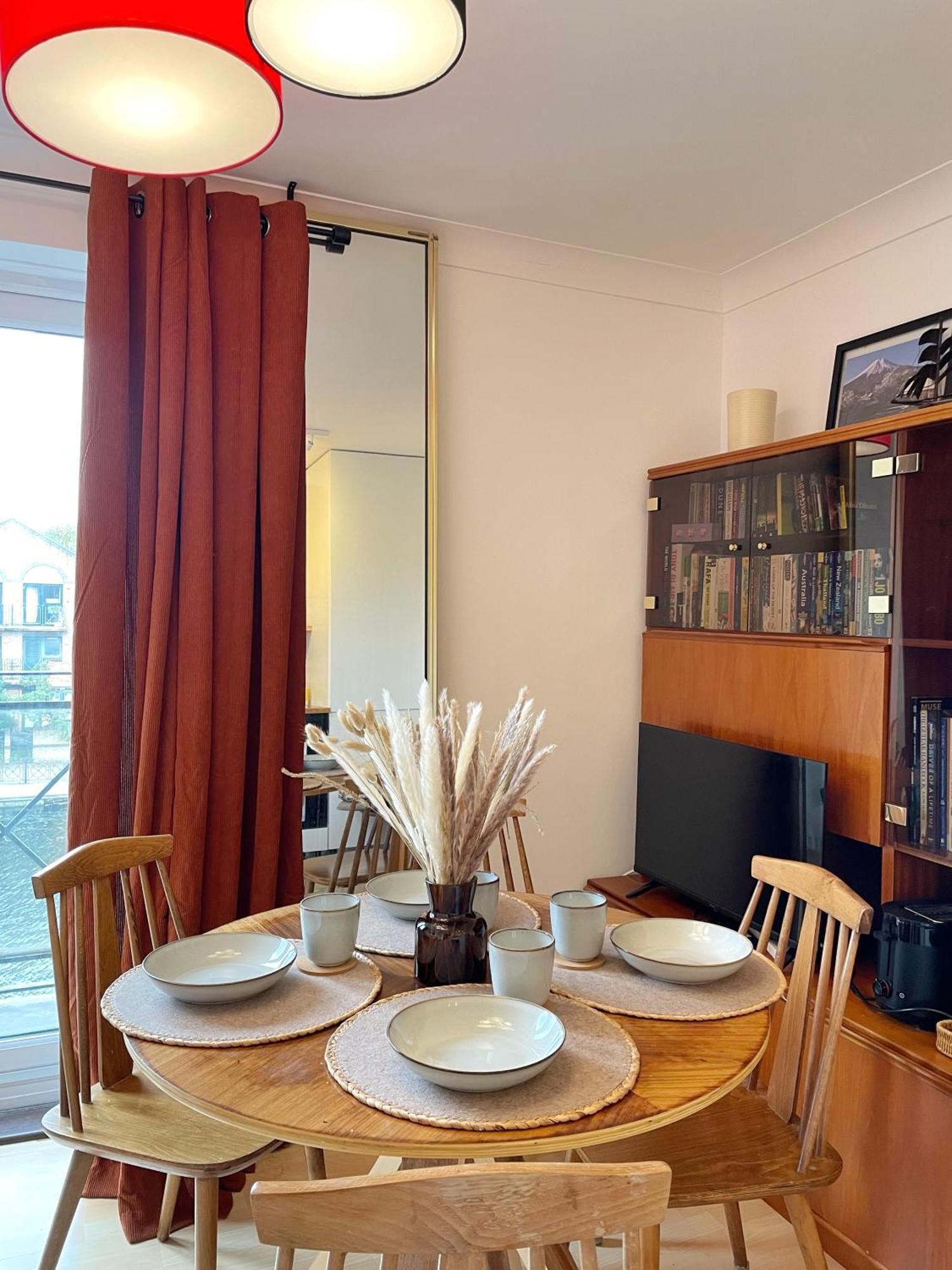 Canary Wharf Waterside Flat * Londen