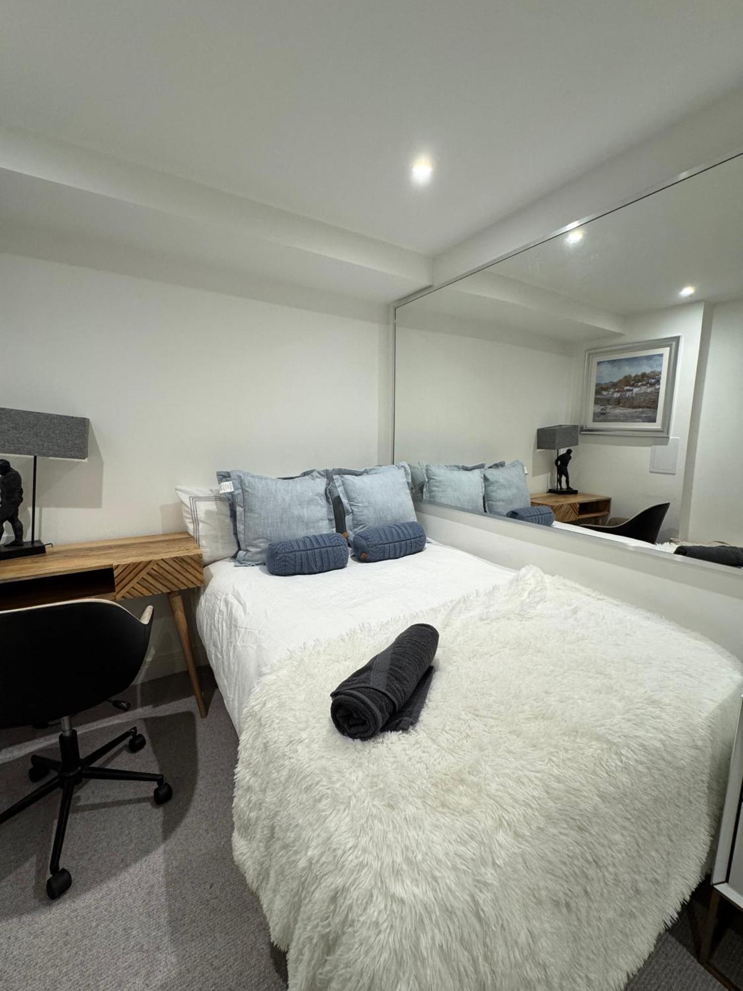 High Luxury Flat For 6 People Close To Earl's Court Zone 1 * Londen