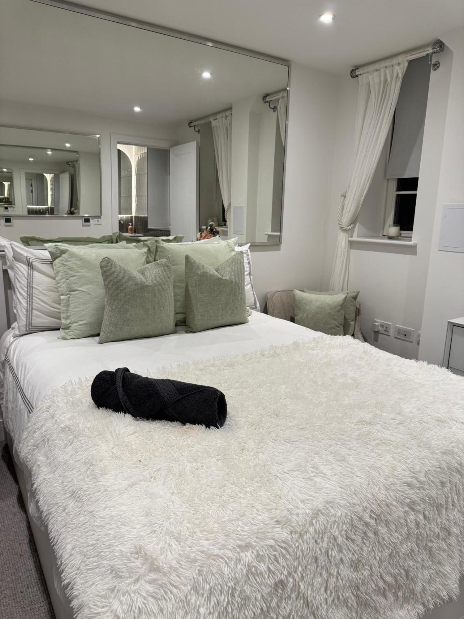 High Luxury Flat For 6 People Close To Earl's Court Zone 1 Appartement
