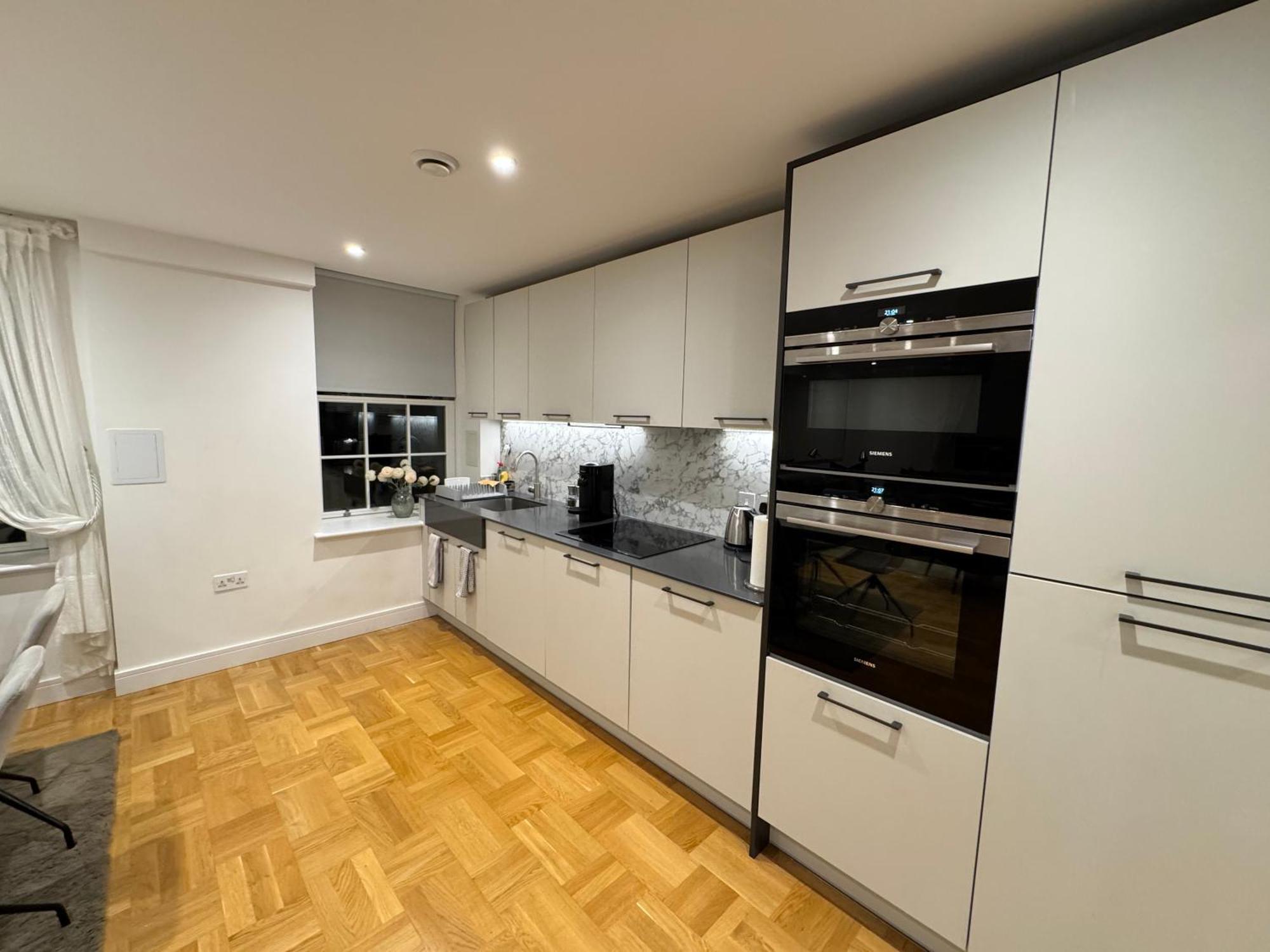 High Luxury Flat For 6 People Close To Earl's Court Zone 1 *