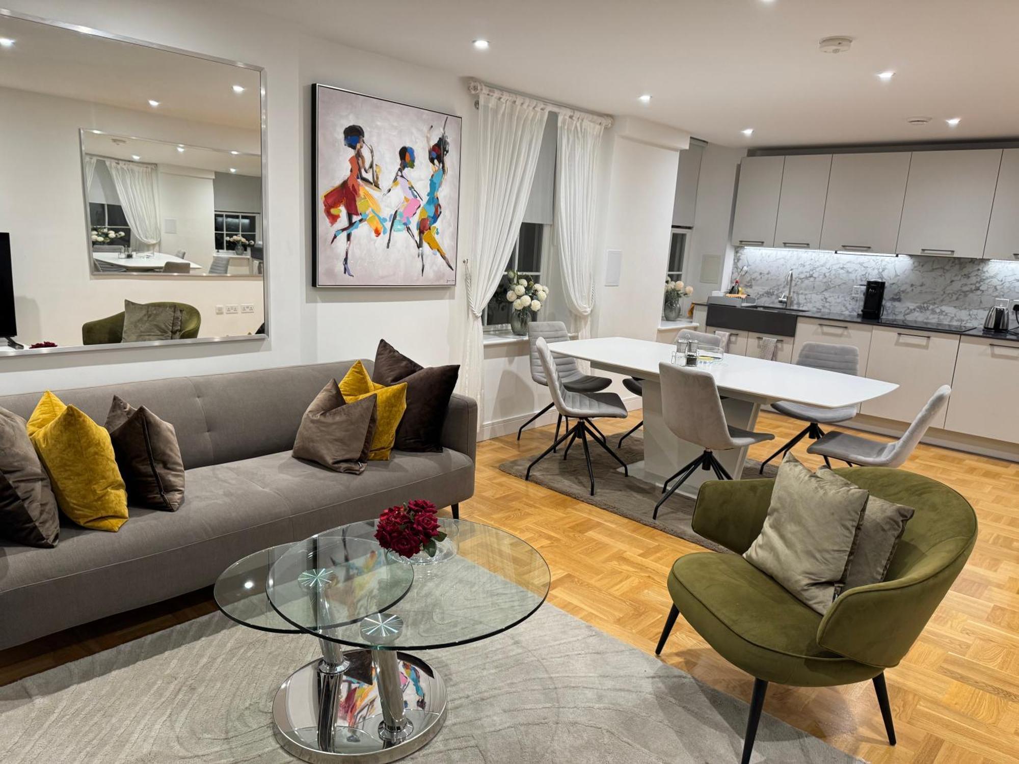High Luxury Flat For 6 People Close To Earl's Court Zone 1 Appartement Londen