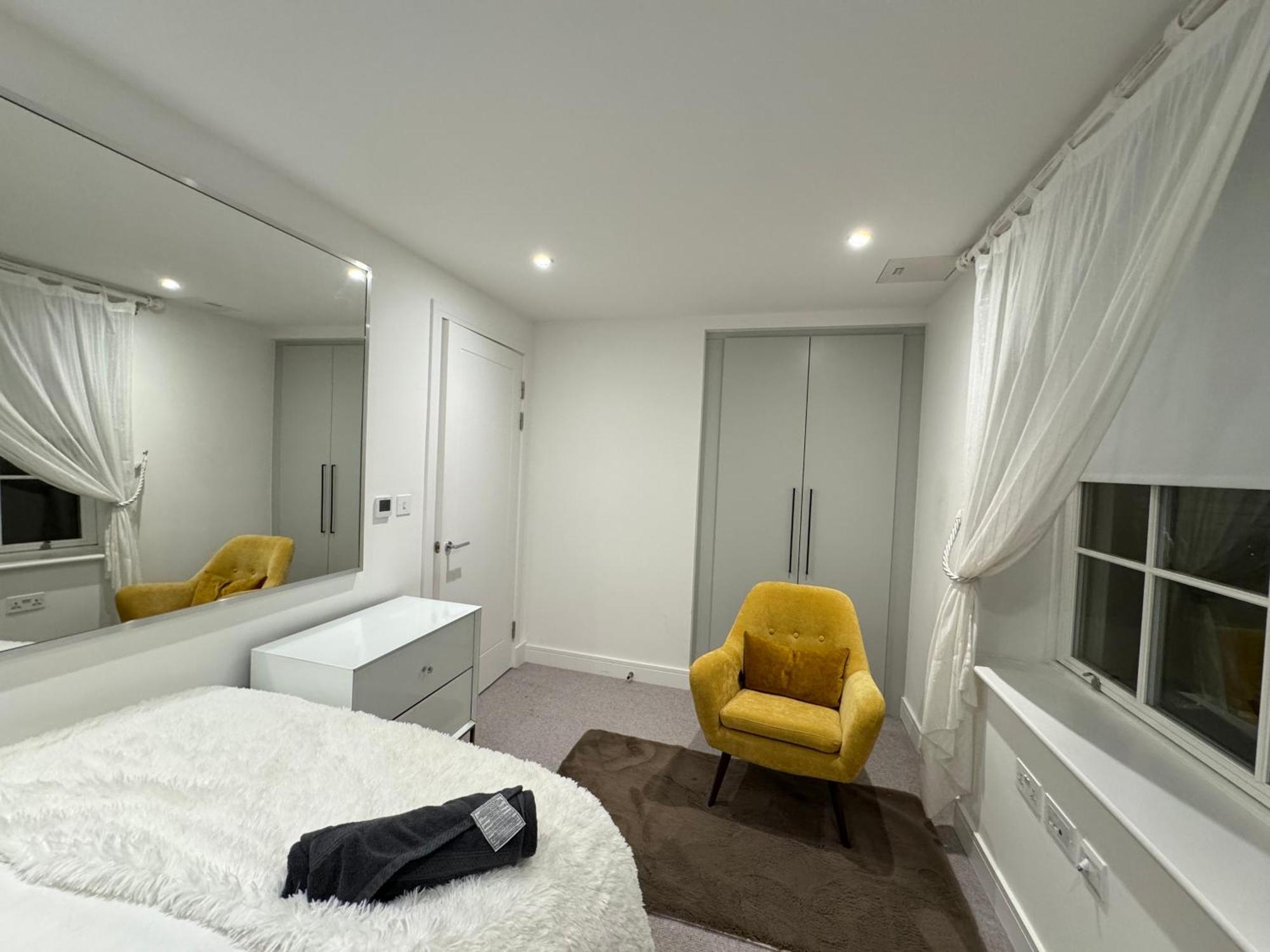 Appartement High Luxury Flat For 6 People Close To Earl's Court Zone 1 Londen