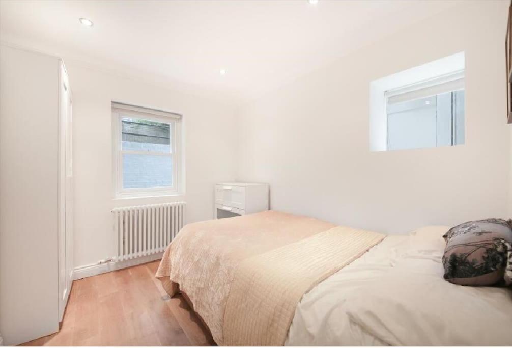 Portobello 2-bed Apartment *