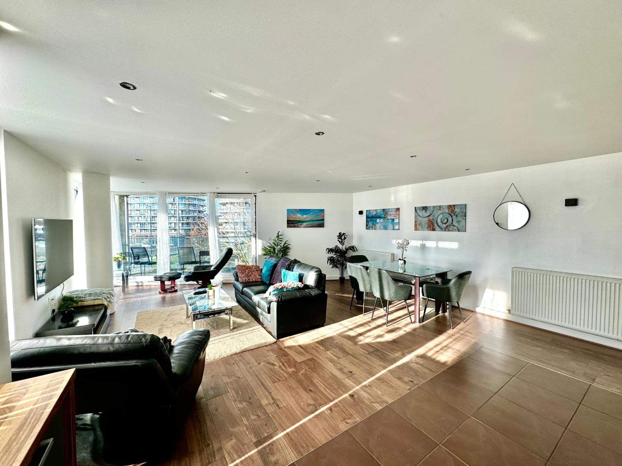 Luxury Dockview 3 Beds Excel *