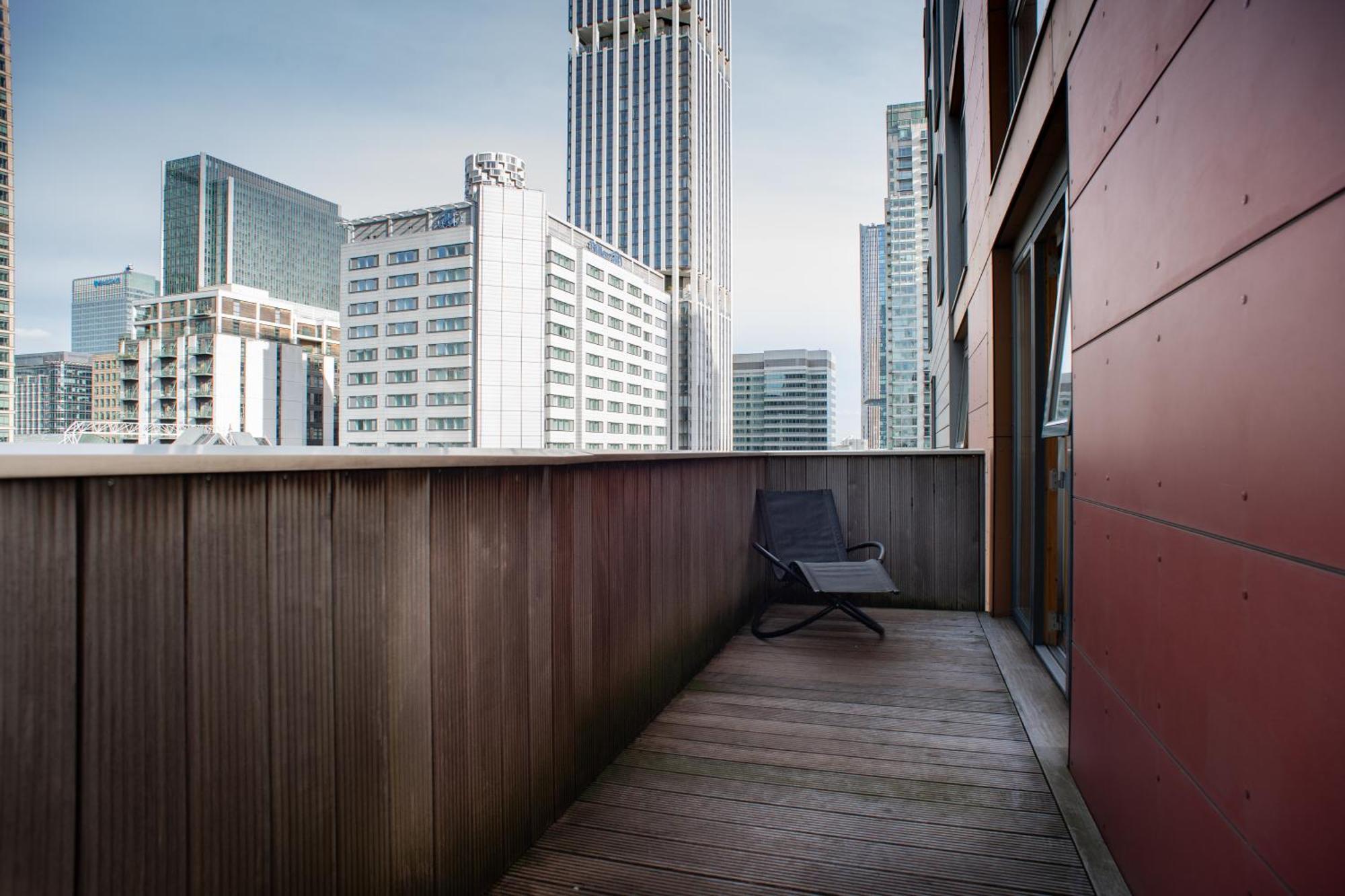 Luxury Cosy With Stunning Skyline Views! Apartment London