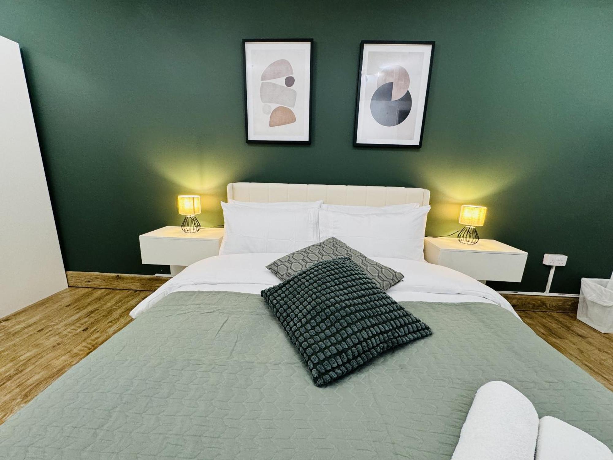 The Edge Ft5 Apartment London