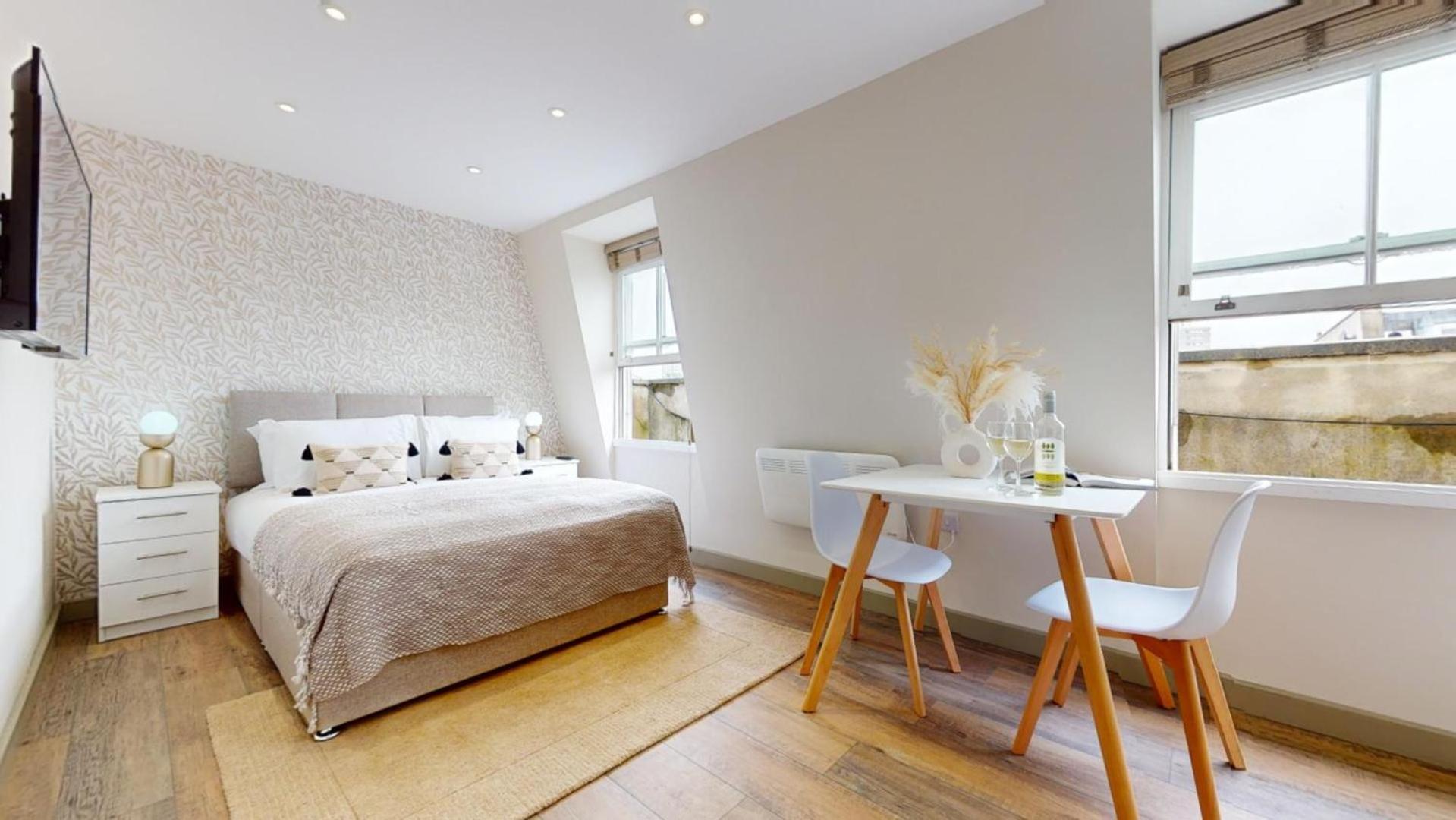 Battersea Serviced Apartment