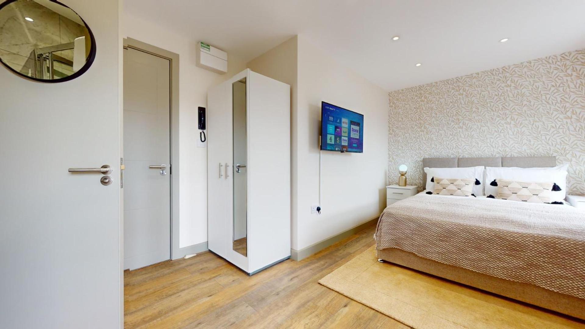 Battersea Serviced London