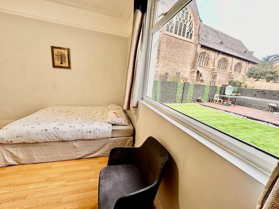 4 Bedroom House In Se4