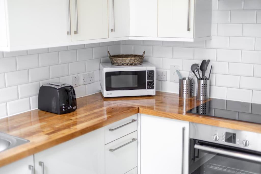 The Heart Of Notting Hill Apartment