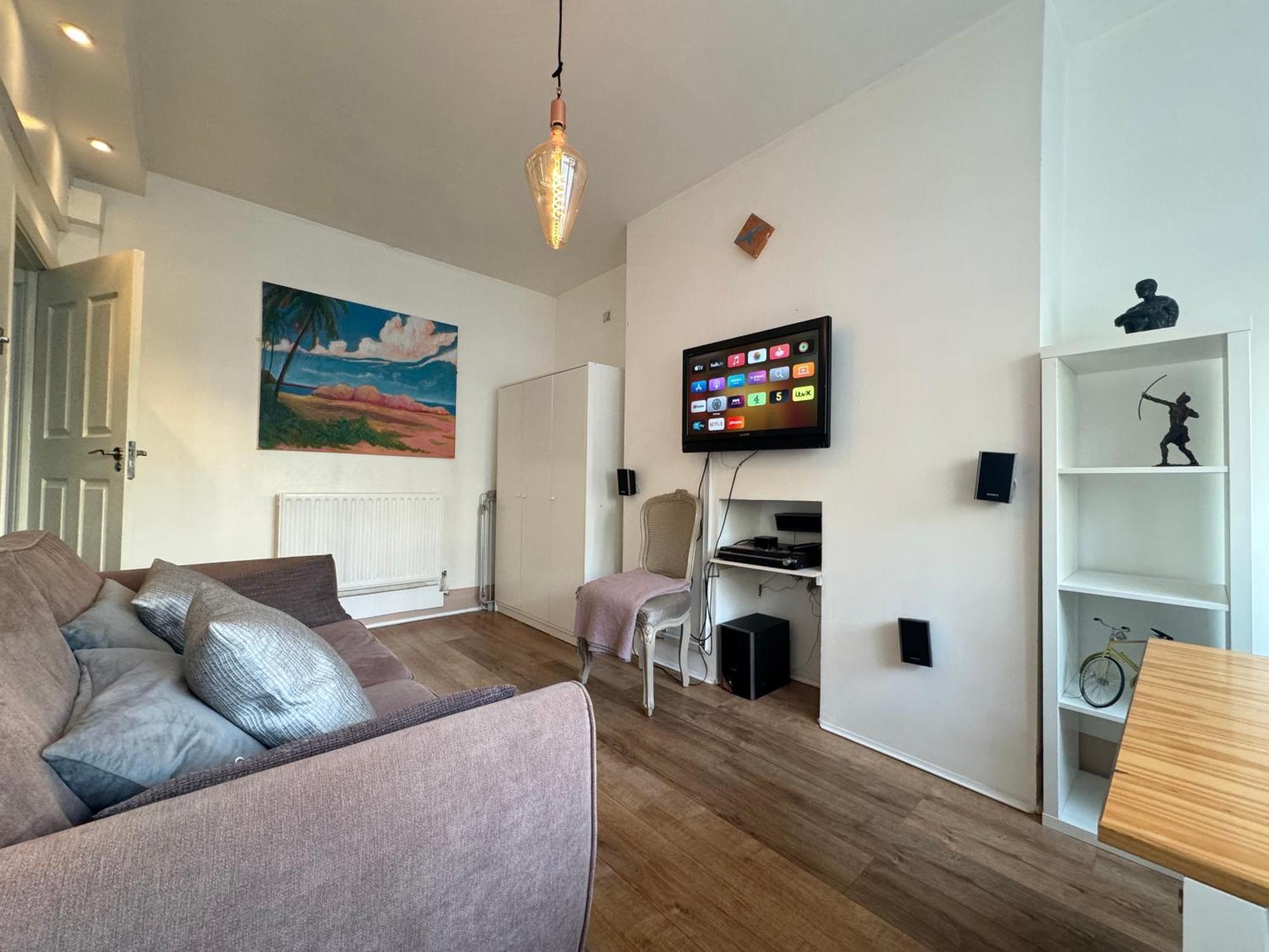 Serene 1bd Flat 7 Mins From Clapham Common * London