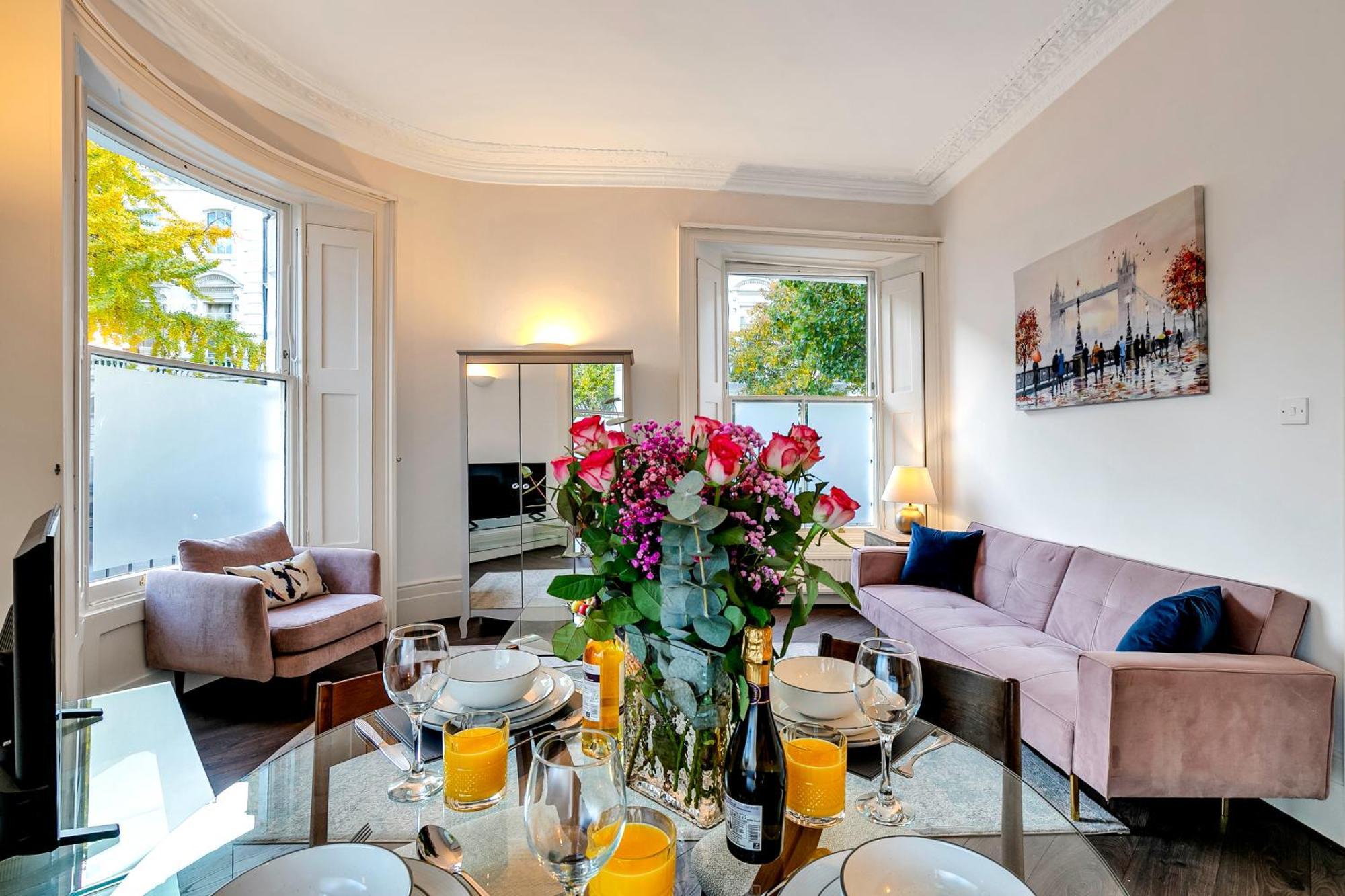 Flat In Victoria * London