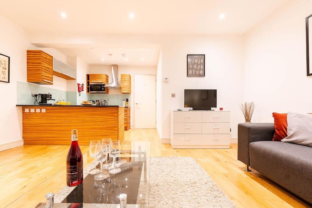 Apartment Bright & Modern One Bedroom Flat In Farringdon *