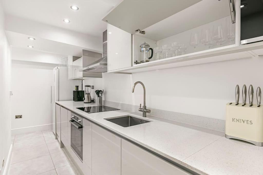3-bed Next To Harrods With Underfloor Heating