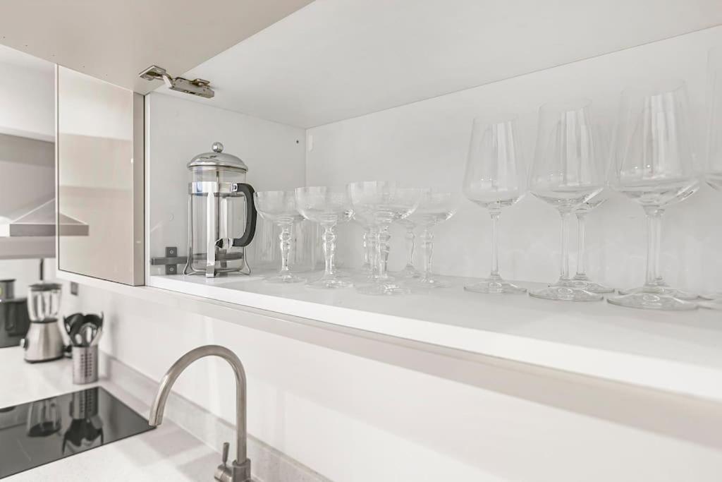 3-bed Next To Harrods With Underfloor Heating Apartment