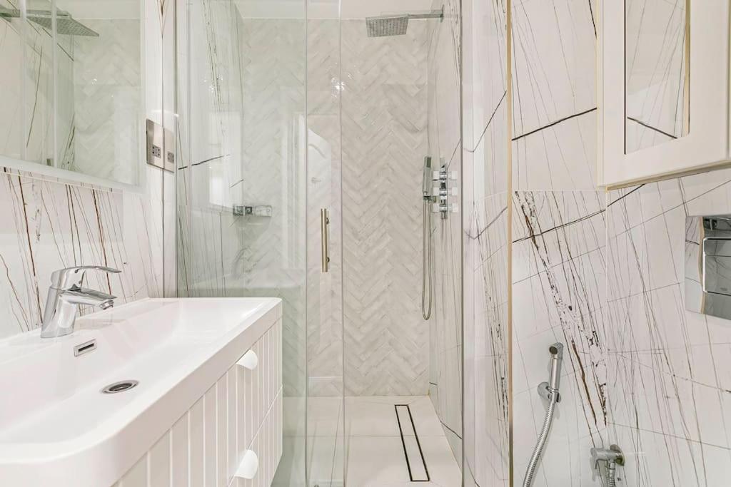 3-bed Next To Harrods With Underfloor Heating Apartment *