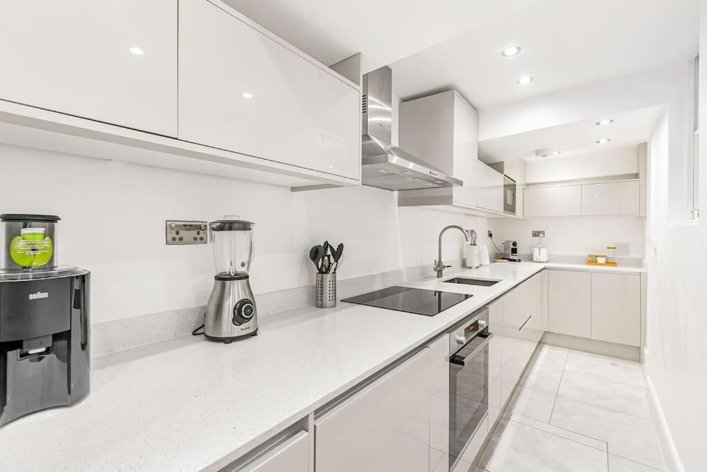 3-bed Next To Harrods With Underfloor Heating Apartment *