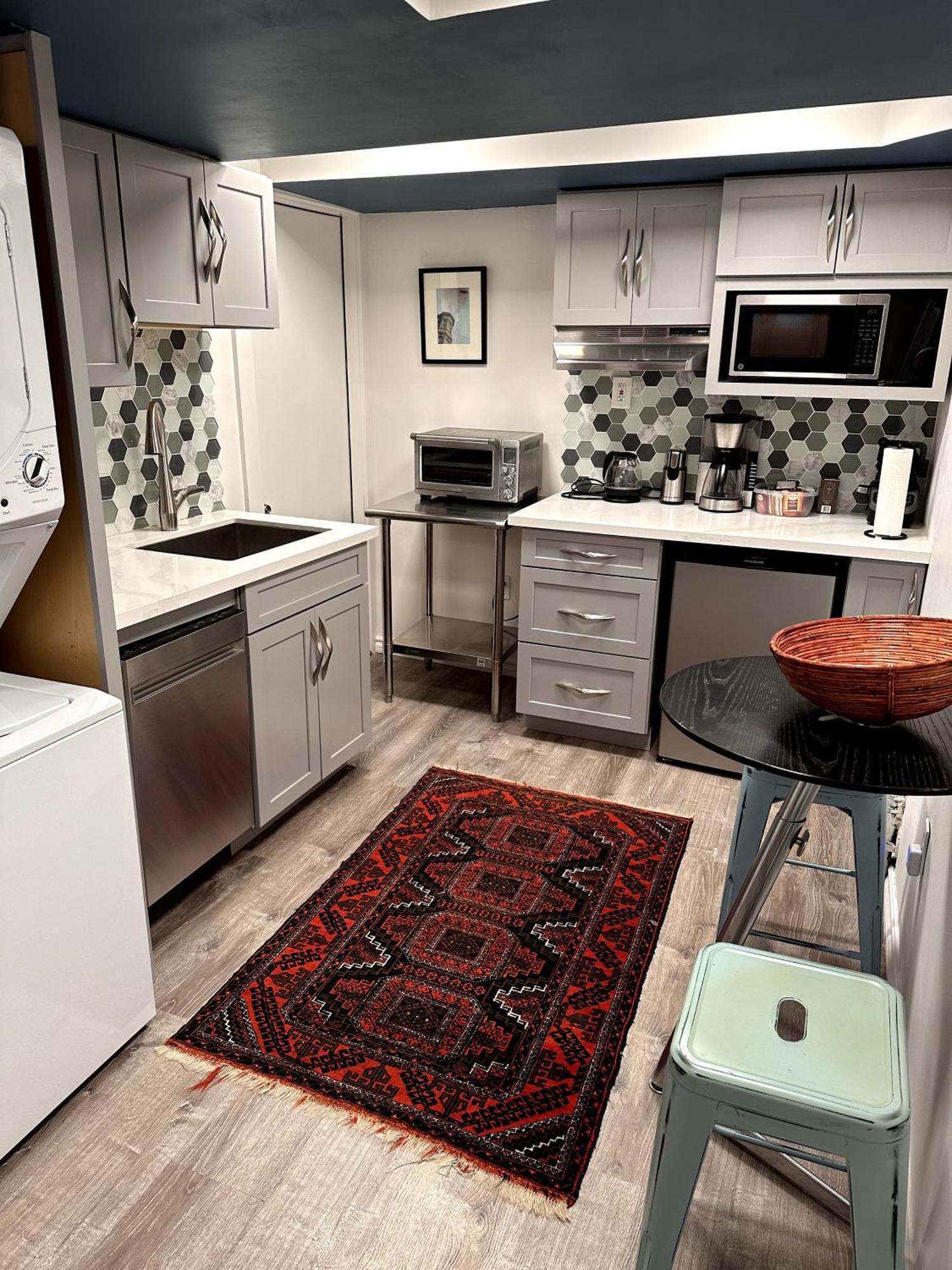 Rexwood Brook Apartment