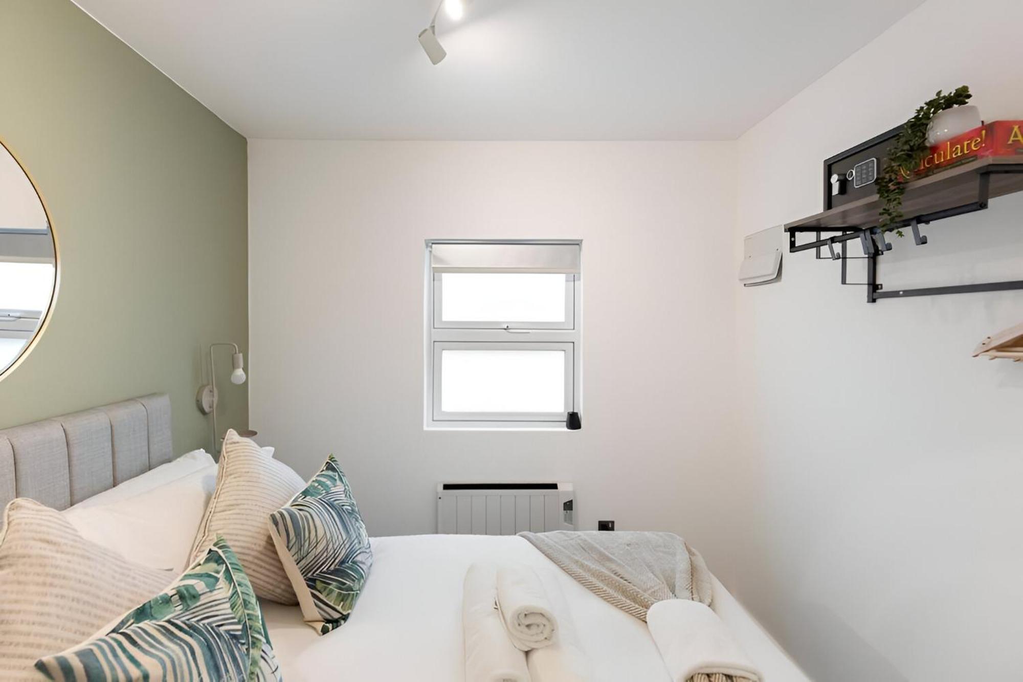 Apartment Tranquil Garden In Neasden,