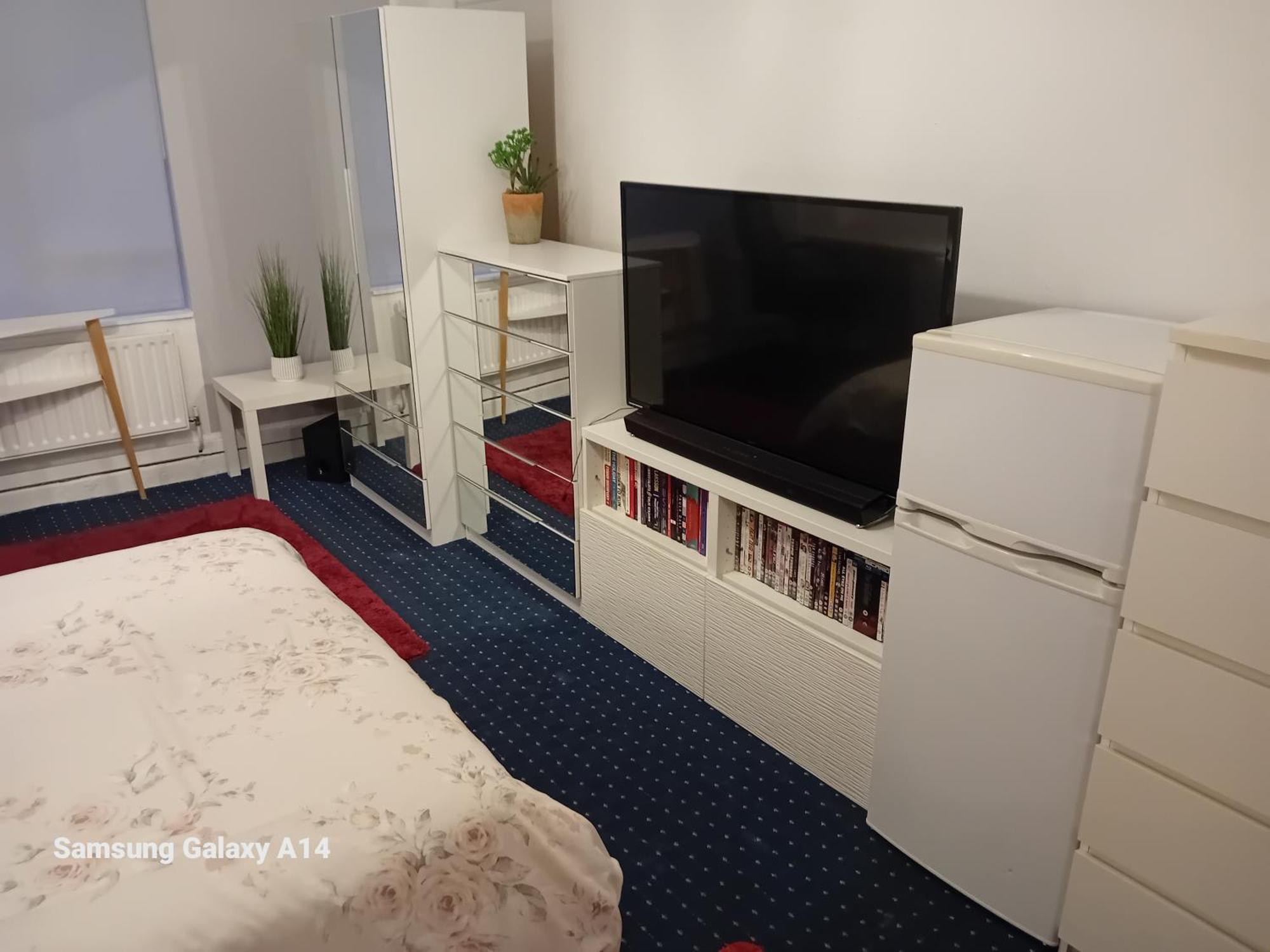 Homestay 63 John Aird Court *