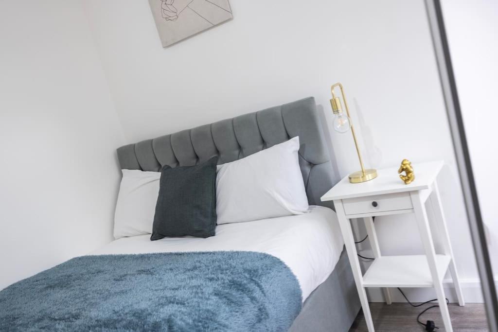 Spacious 2br Gem - Close To Clapham Junction Londen