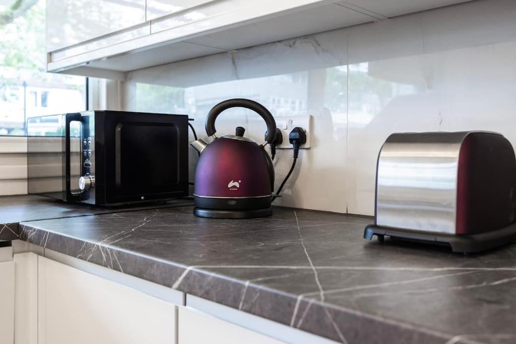 Spacious 2br Gem - Close To Clapham Junction Appartement *