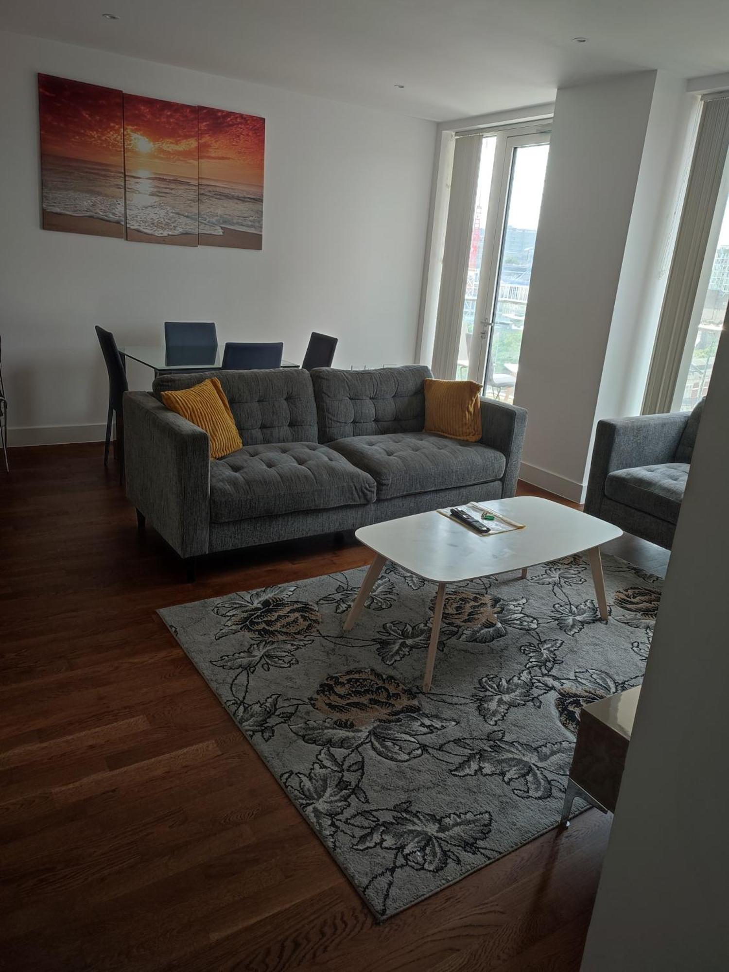 Grandeaur 2-bedrooom In Royal Asenal With Riverview London