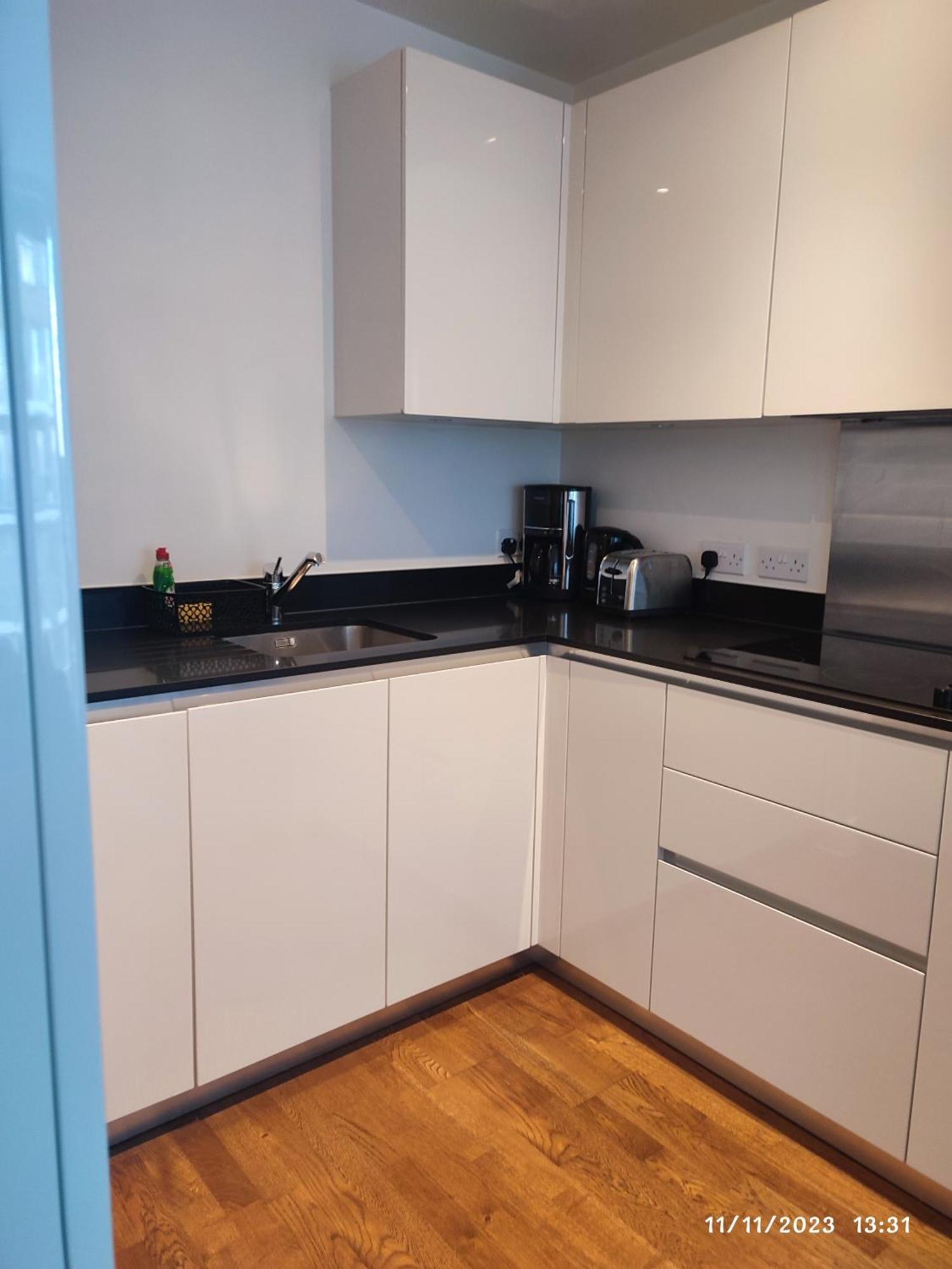 Apartment Grandeaur 2-bedrooom In Royal Asenal With Riverview *