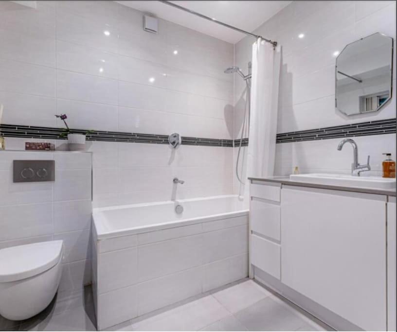 The Hyde Park House Holiday home *