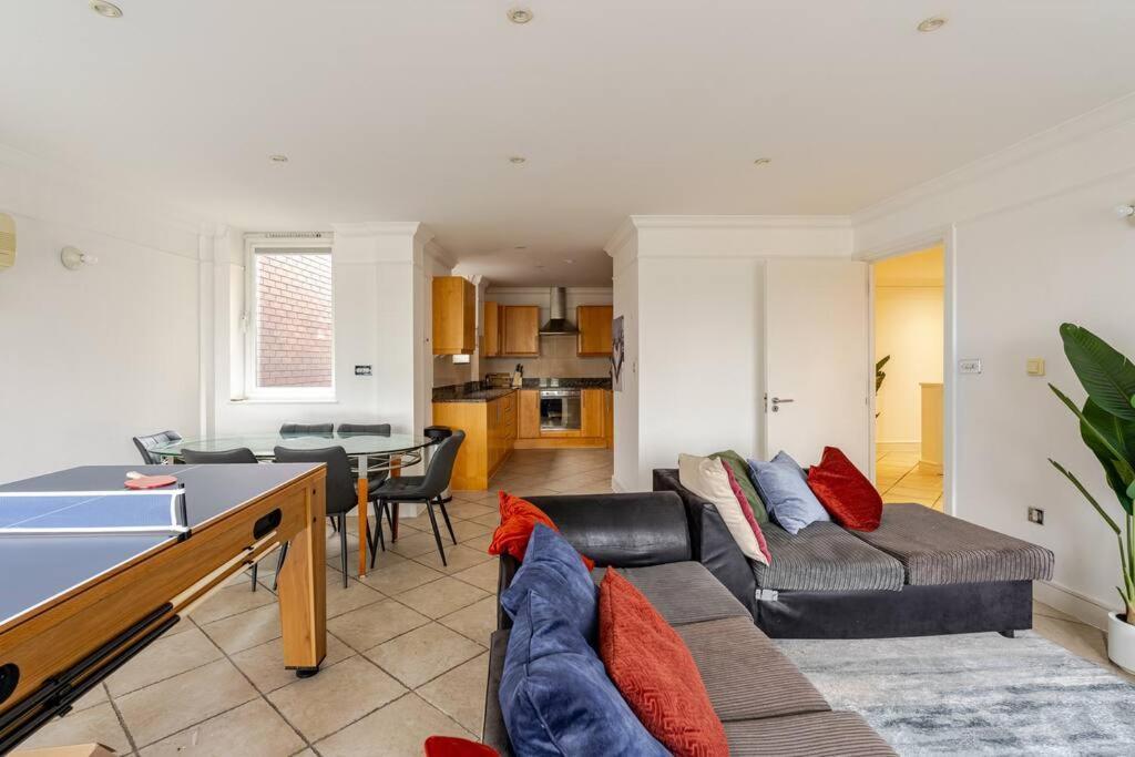 Stunning Duplex Penthouse With Shard Views Apartamento