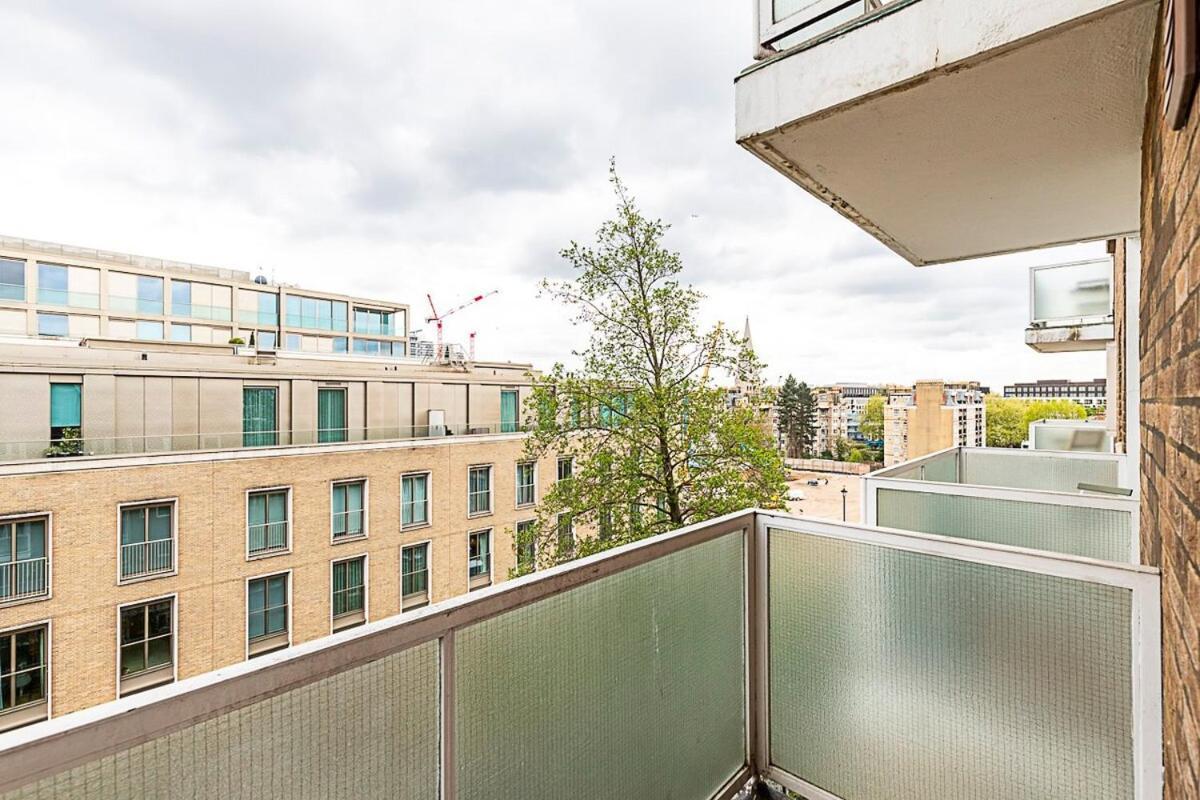 Modern With Balcony Apartment