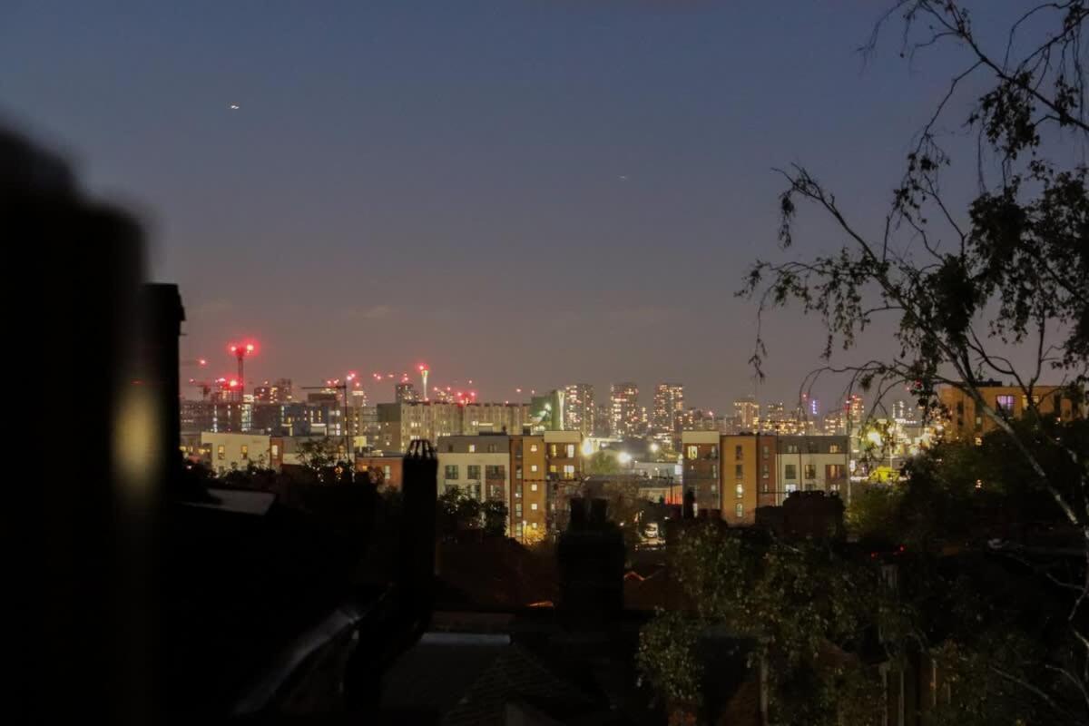Modern Holiday home London