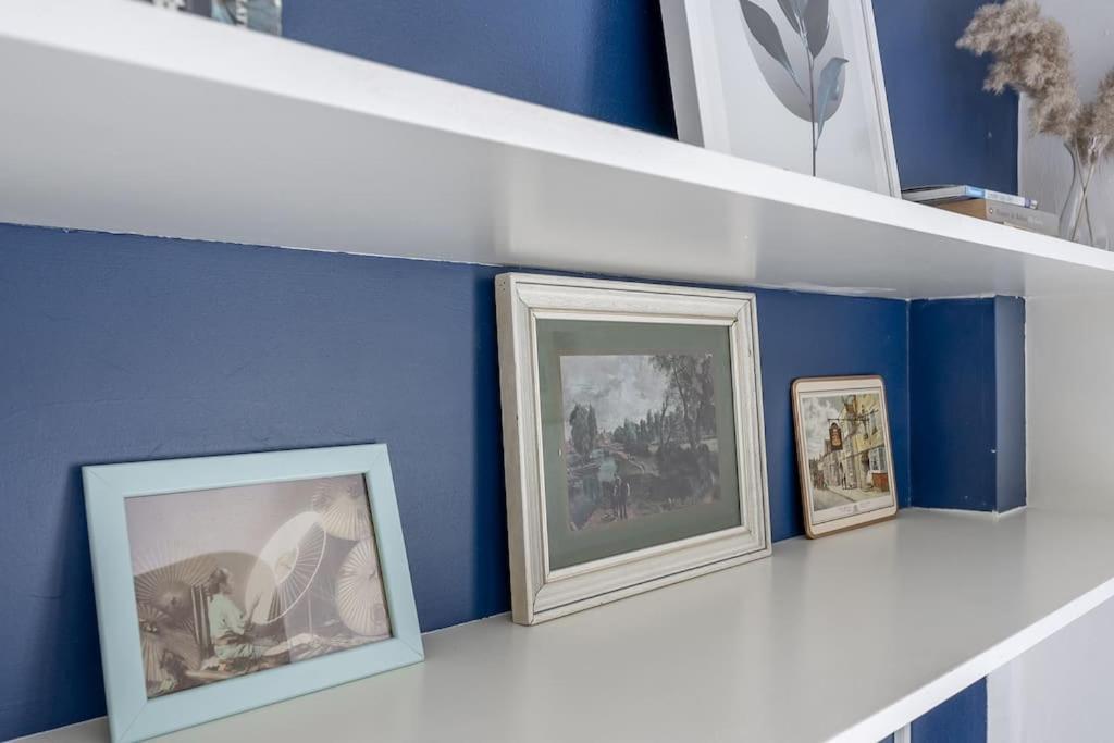 Flat In Victorian West Kensington Mansion With Balcony *