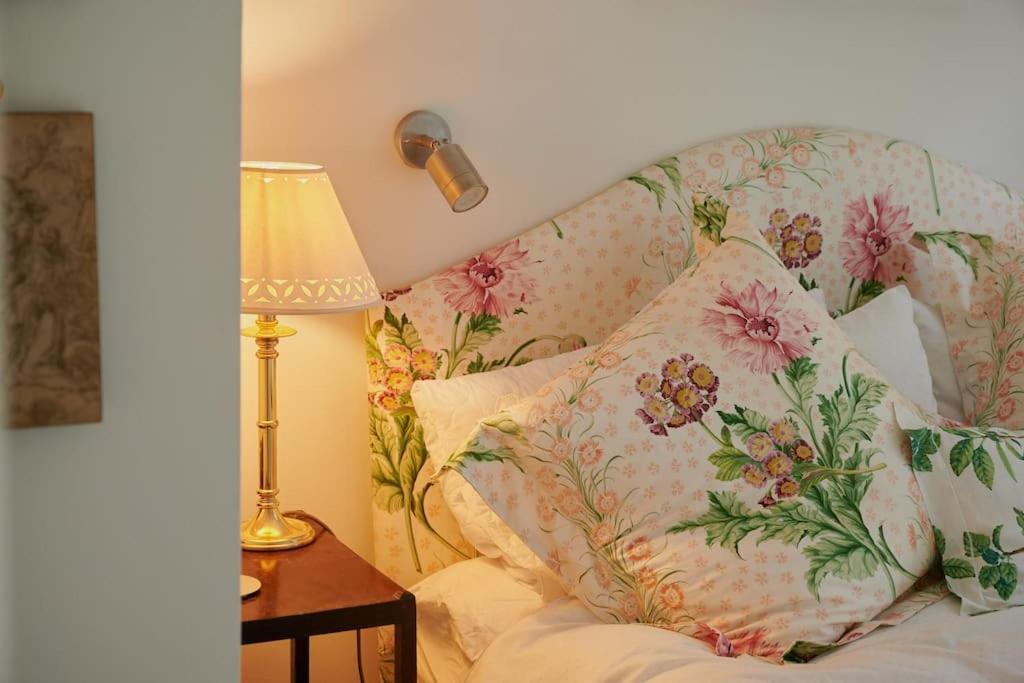 Lovely Chelsea In Quiet Neighbourhood Apartment *