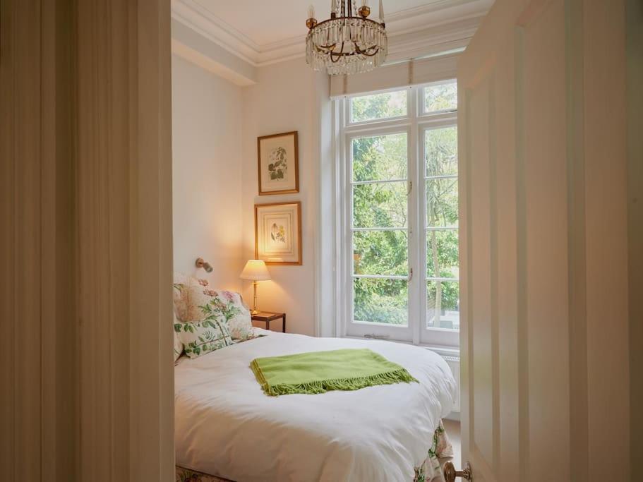 Lovely Chelsea In Quiet Neighbourhood Apartment London