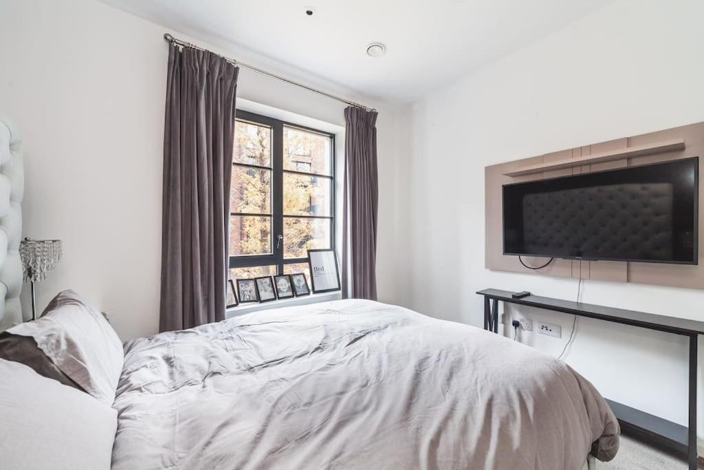 Apartment New Luxury 2 Bed London