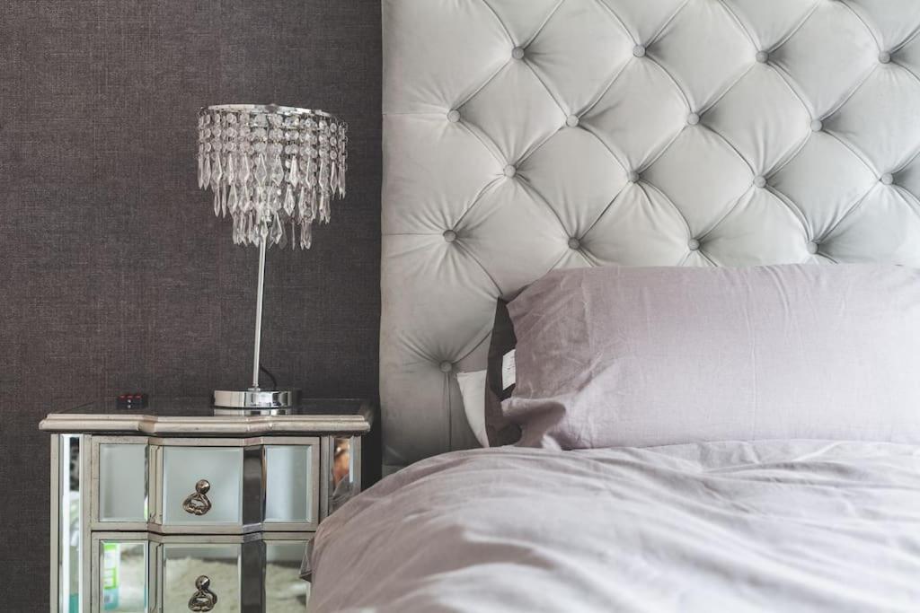 New Luxury 2 Bed * London
