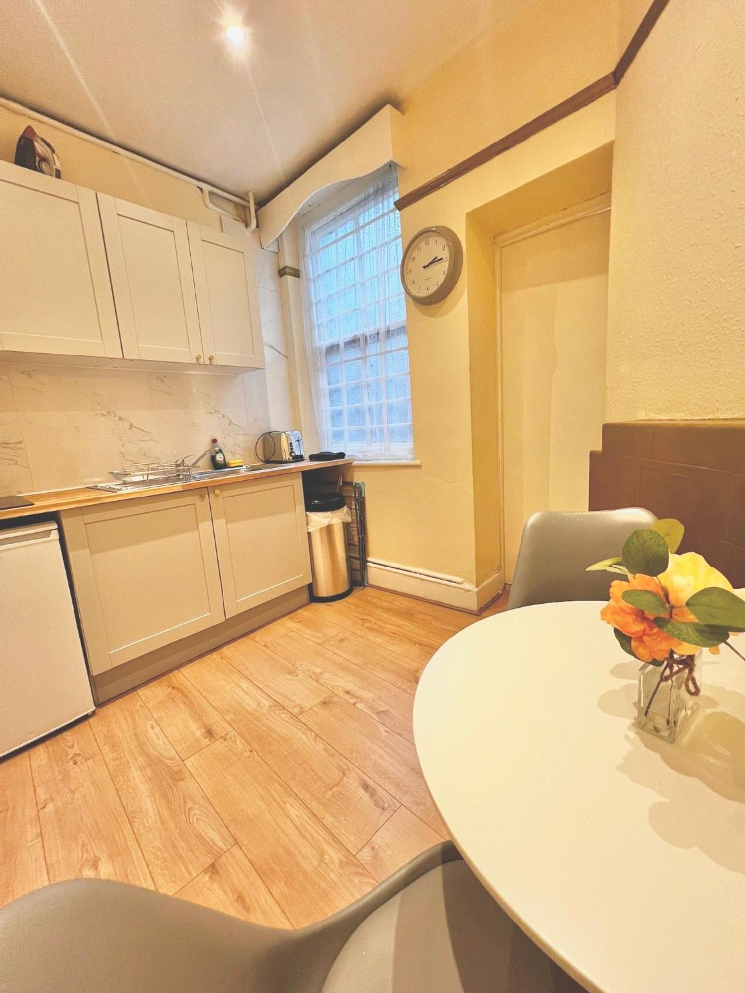 Apartment Rare Find - Spacious Studio In The Heart Of Soho