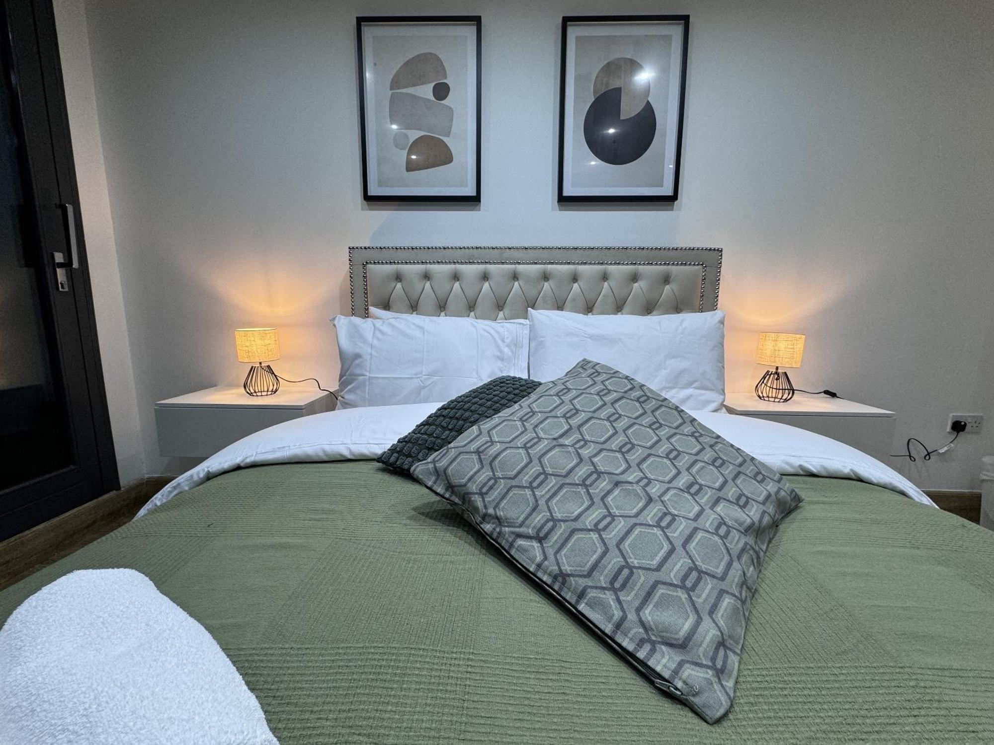The Edge Ft7 Homestay London