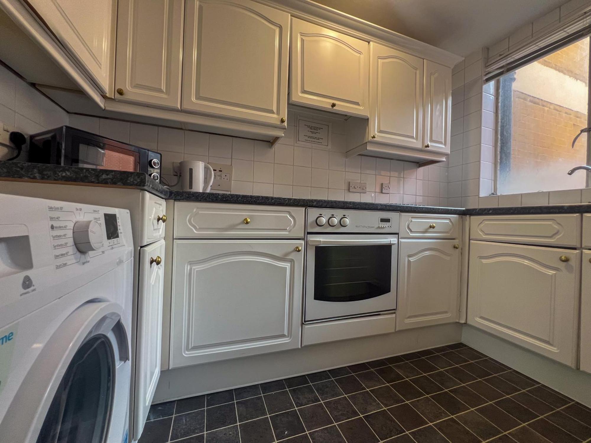 Hertford Court Apartment
