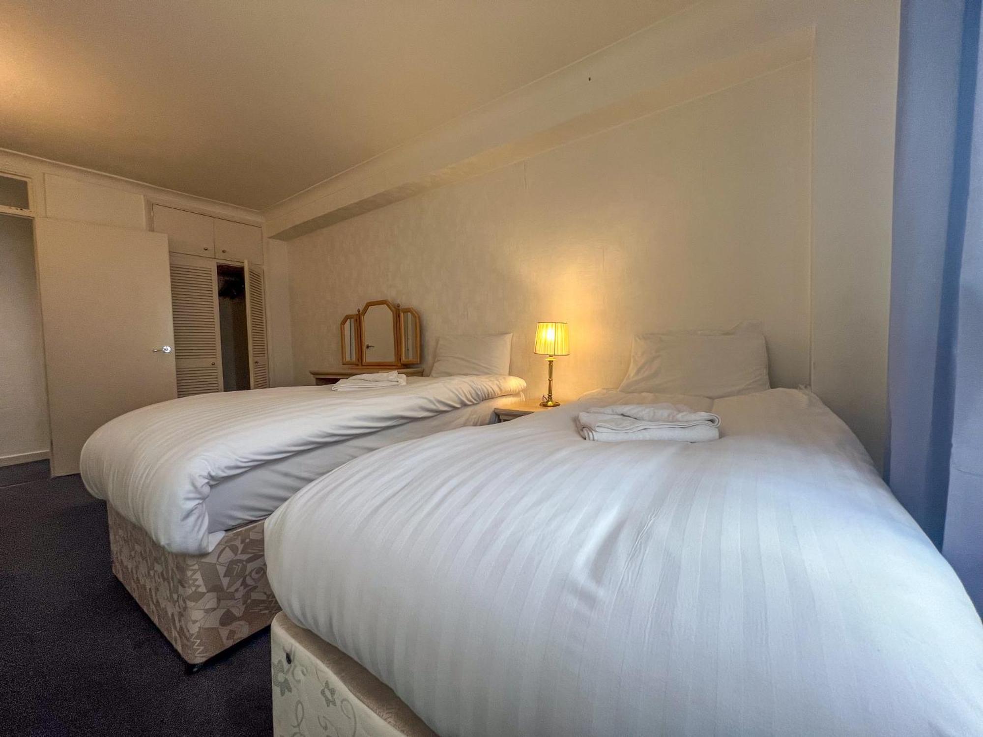 Hertford Court Apartment *