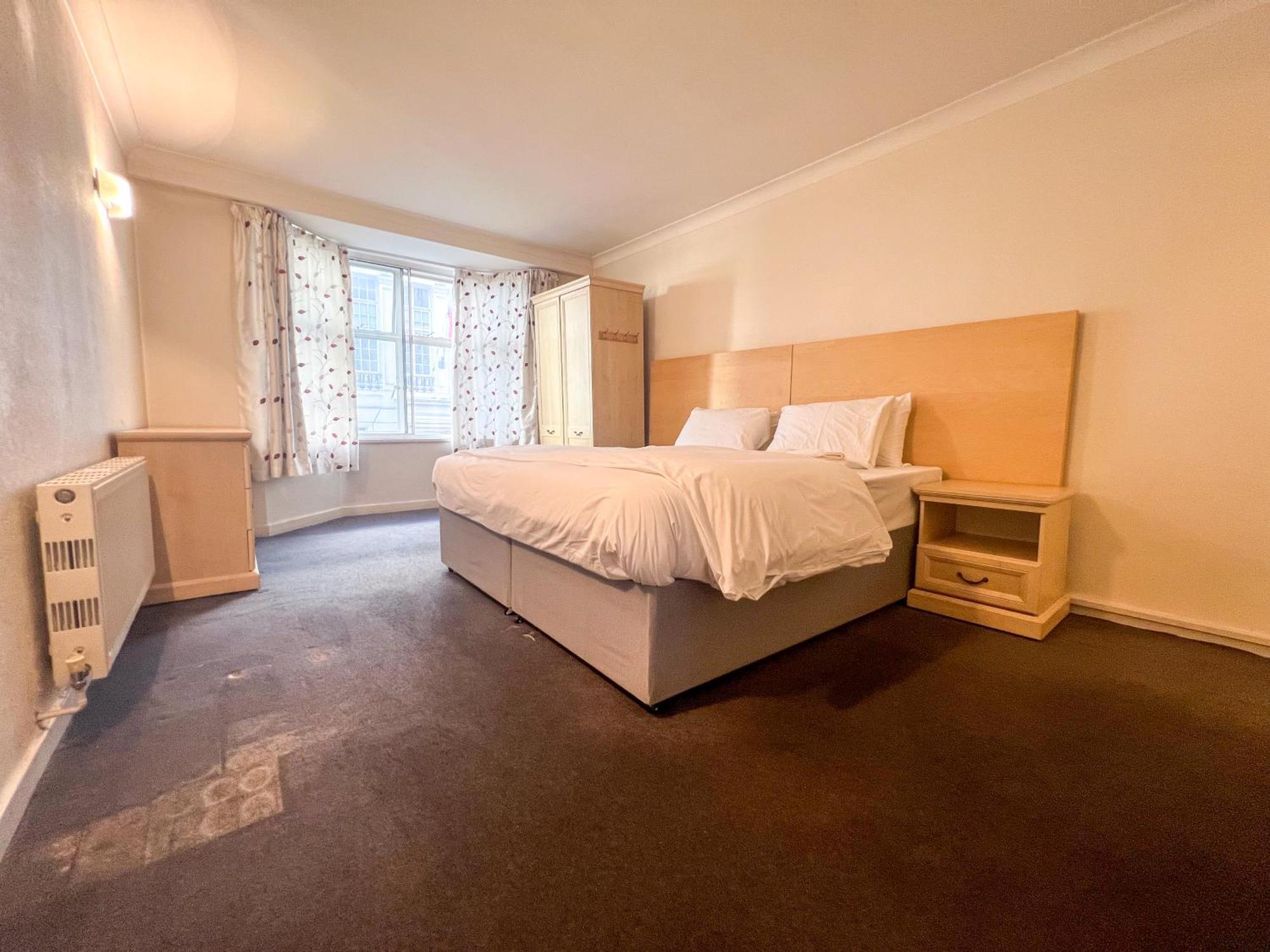 Hertford Court * London