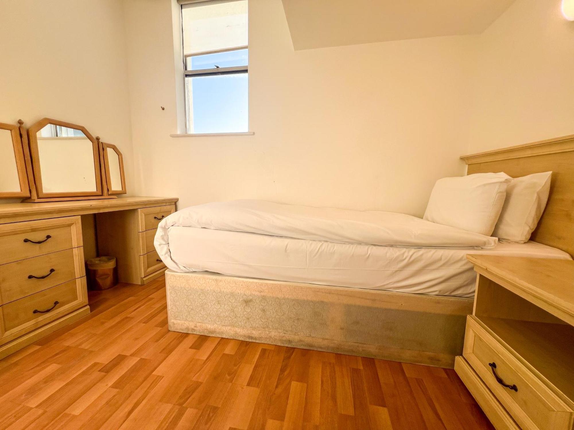 Hertford Court Apartment *