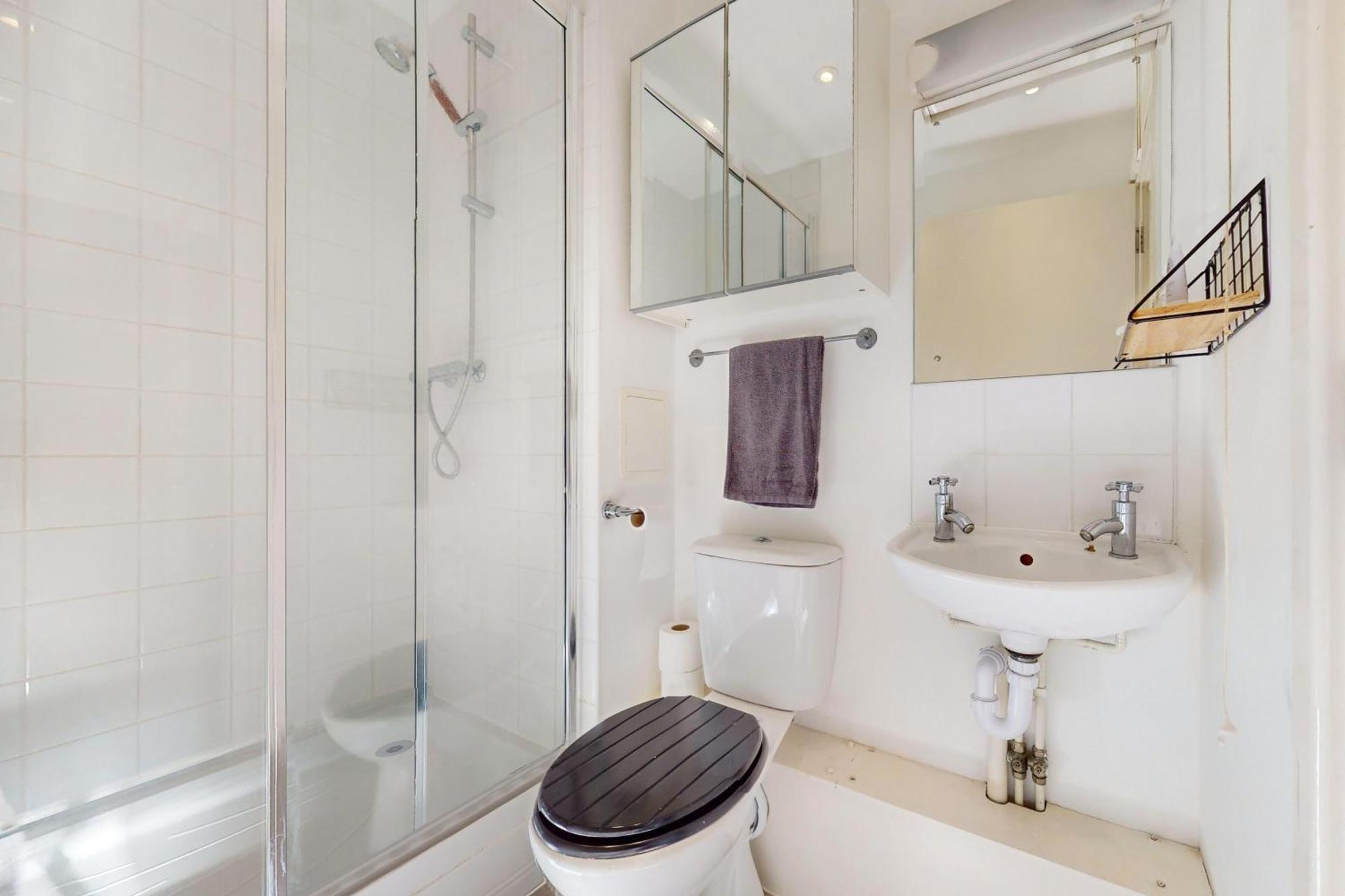 Apartment Spacious 2br With Private Balcony On Regent's Canal *