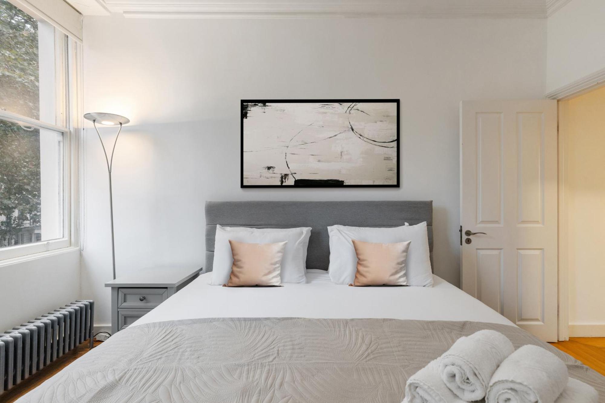 Apartment Heavenly Stays, Knightsbridge, Stylish 2-bd Escape *