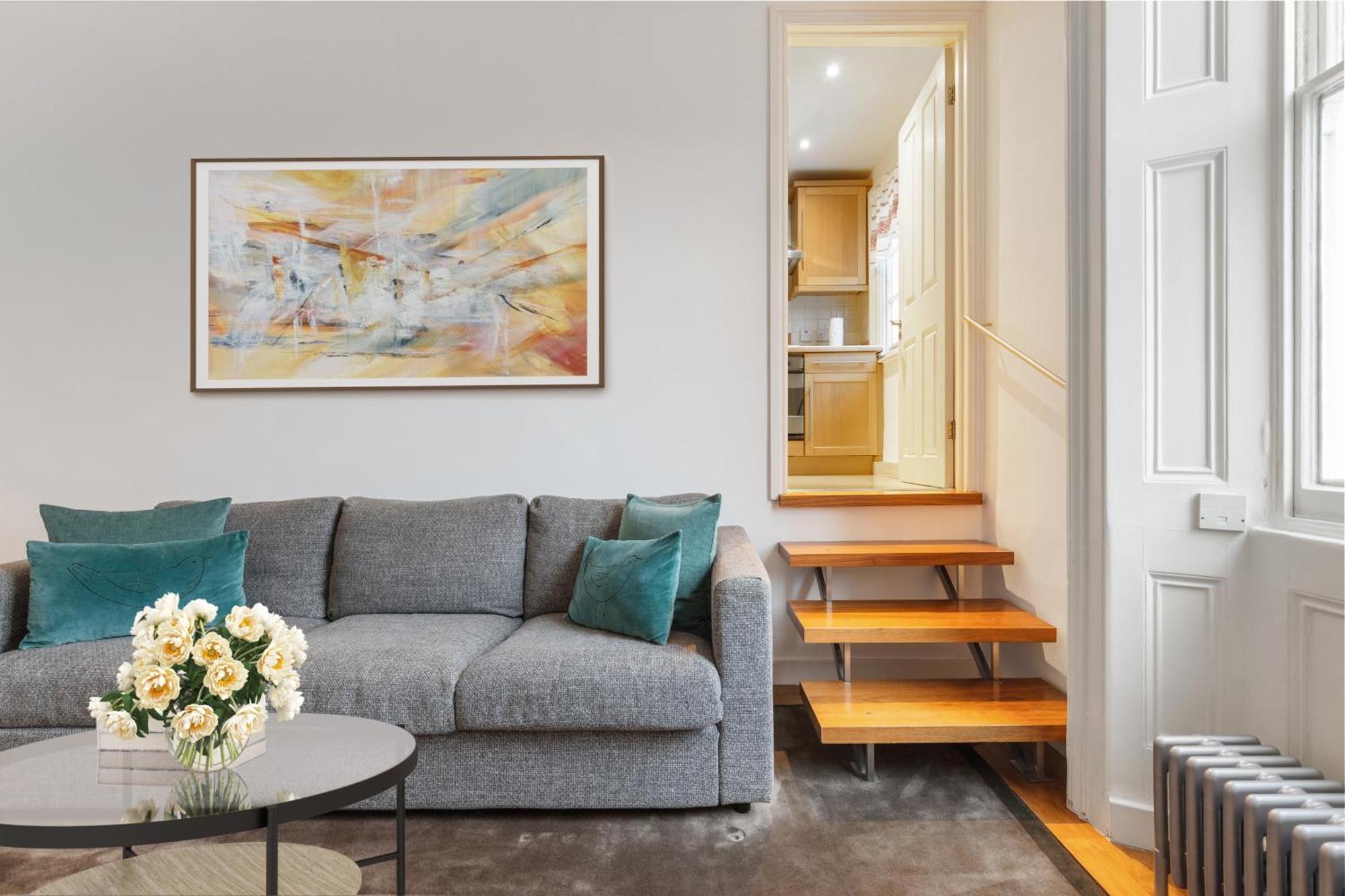 Heavenly Stays, Knightsbridge, Stylish 2-bd Escape *